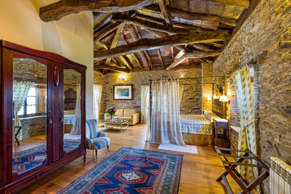 Pazo Santa Maria Hotel Arzua Luaran gambar