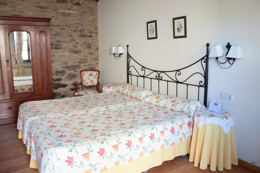 Pazo Santa Maria Hotel Arzua Bilik gambar